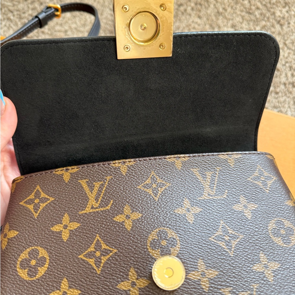 Louis Vuitton Locky BB Monogram Brown and Black Mini Bag - Picture 3 of 6